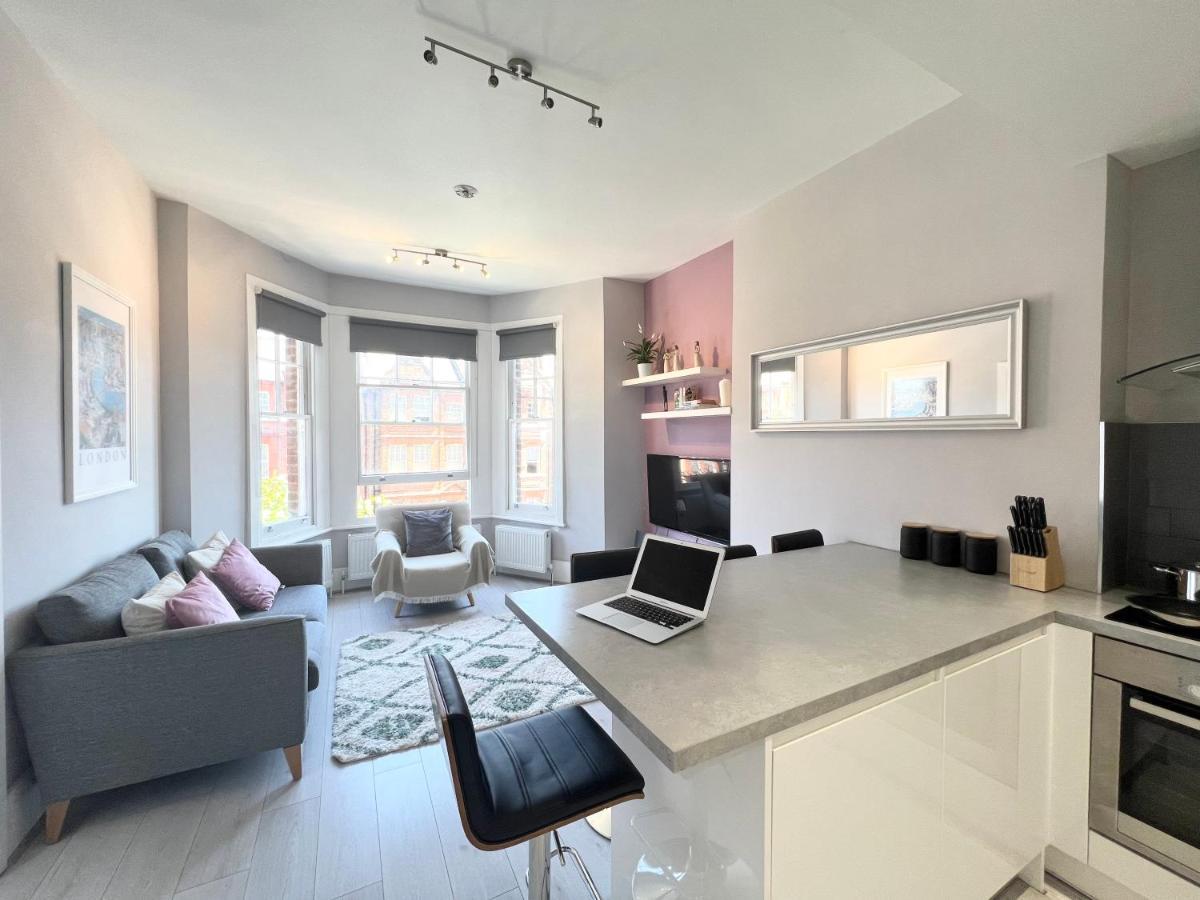 2 Bedroom Apartment In South Hampstead London Exterior foto
