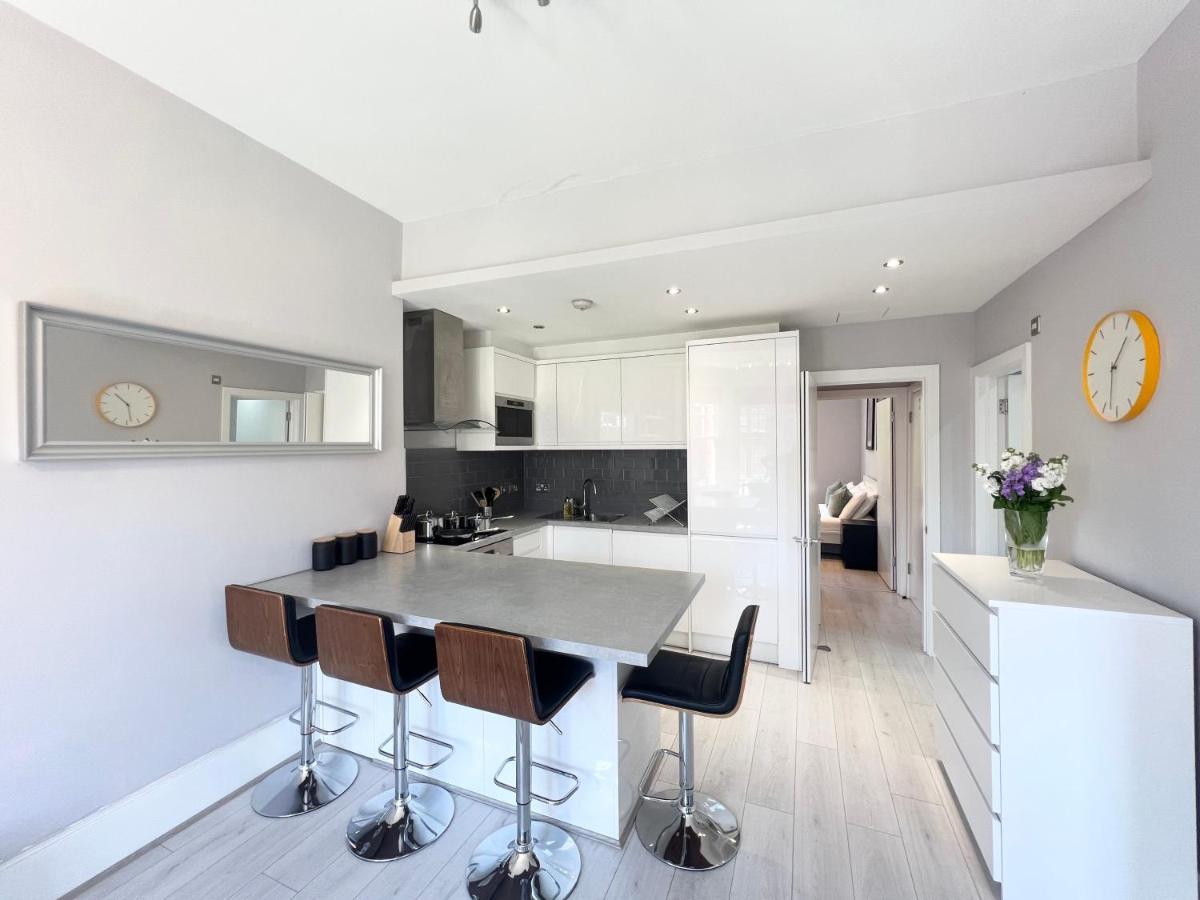 2 Bedroom Apartment In South Hampstead London Exterior foto