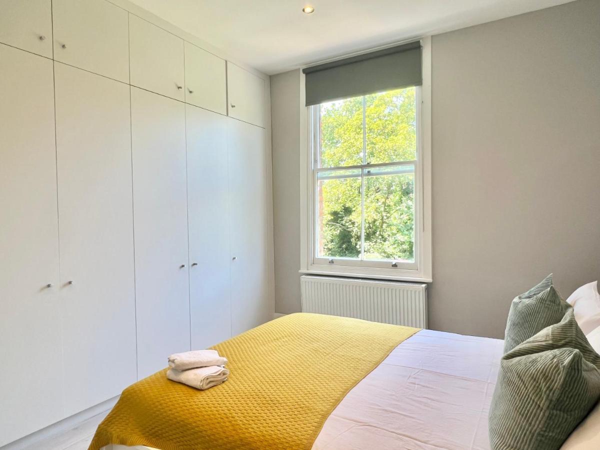 2 Bedroom Apartment In South Hampstead London Exterior foto