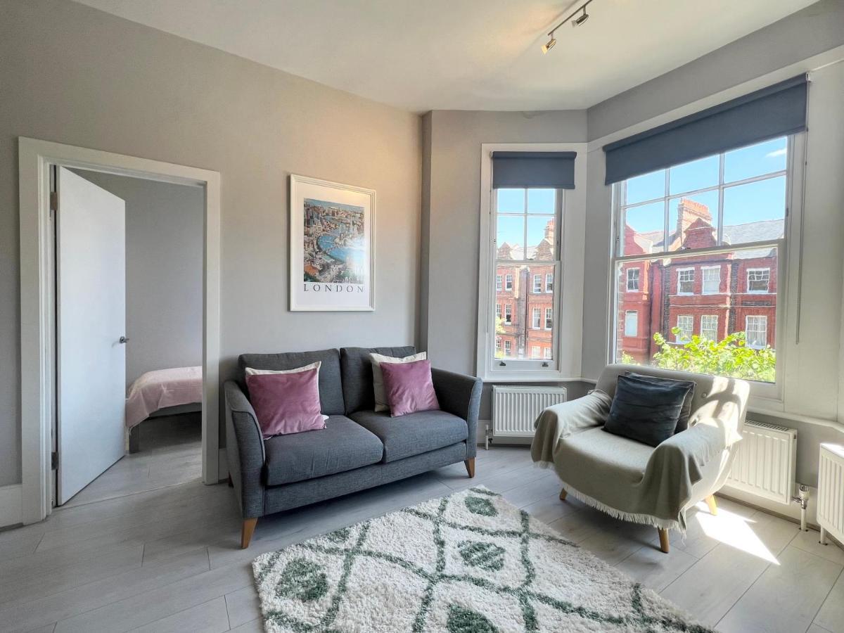 2 Bedroom Apartment In South Hampstead London Exterior foto