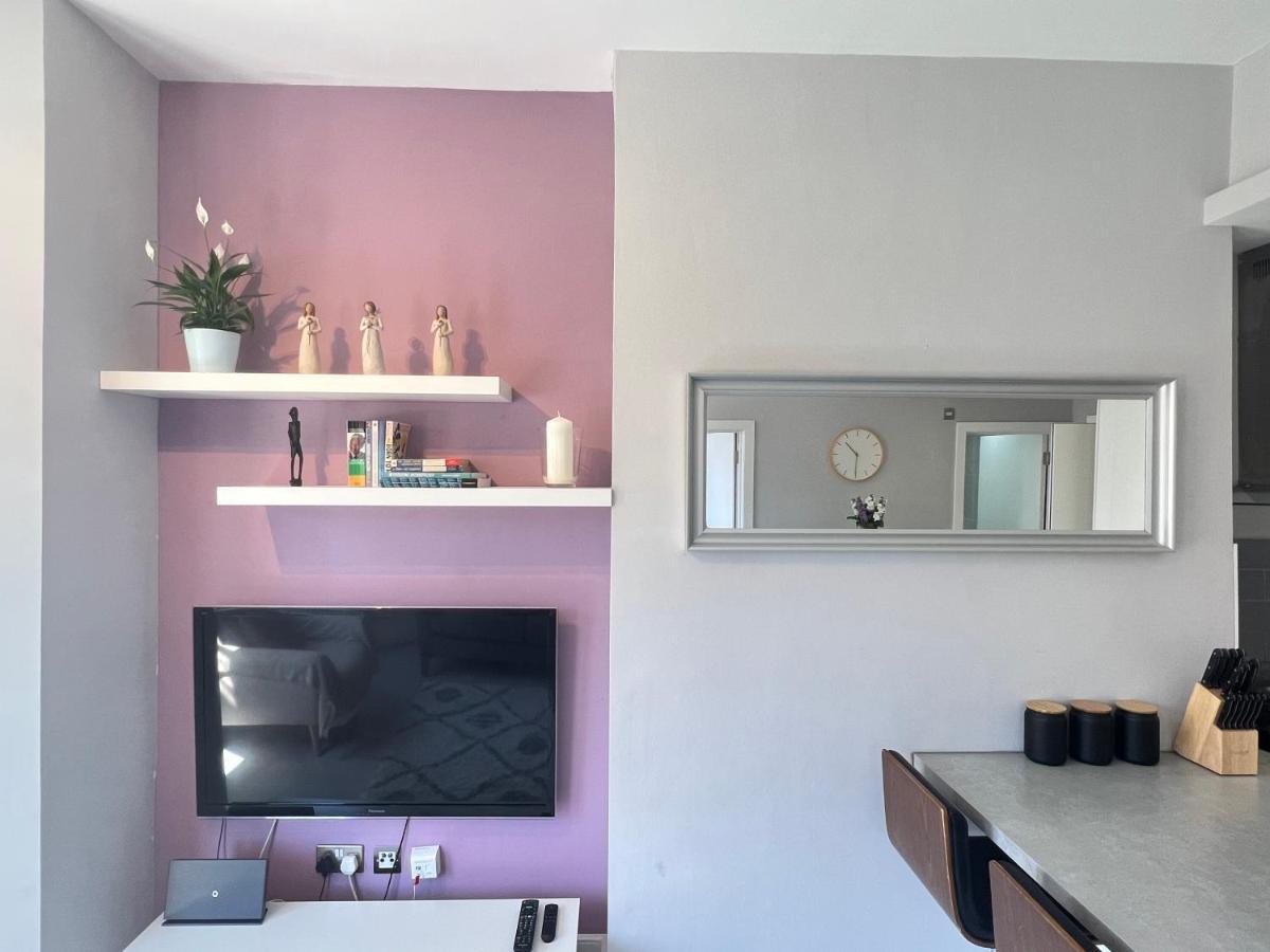 2 Bedroom Apartment In South Hampstead London Exterior foto